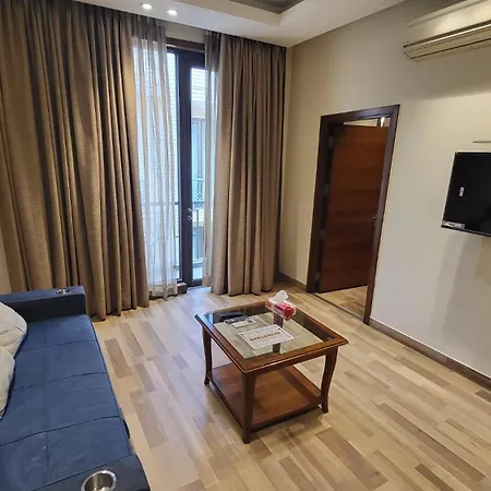 Uds Villa Scandinavian B&B - Next To Vfs New Delhi Exterior photo